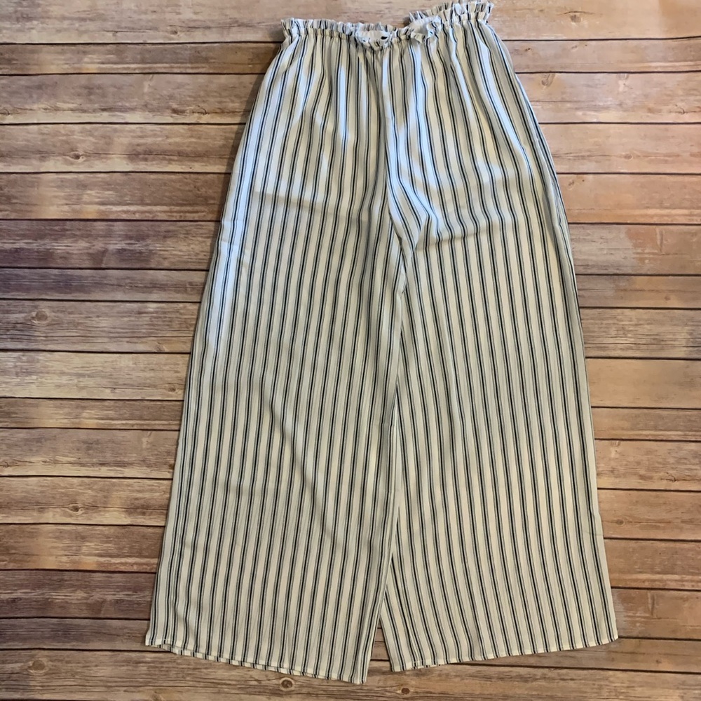 NWT Striped Wide Leg Pants